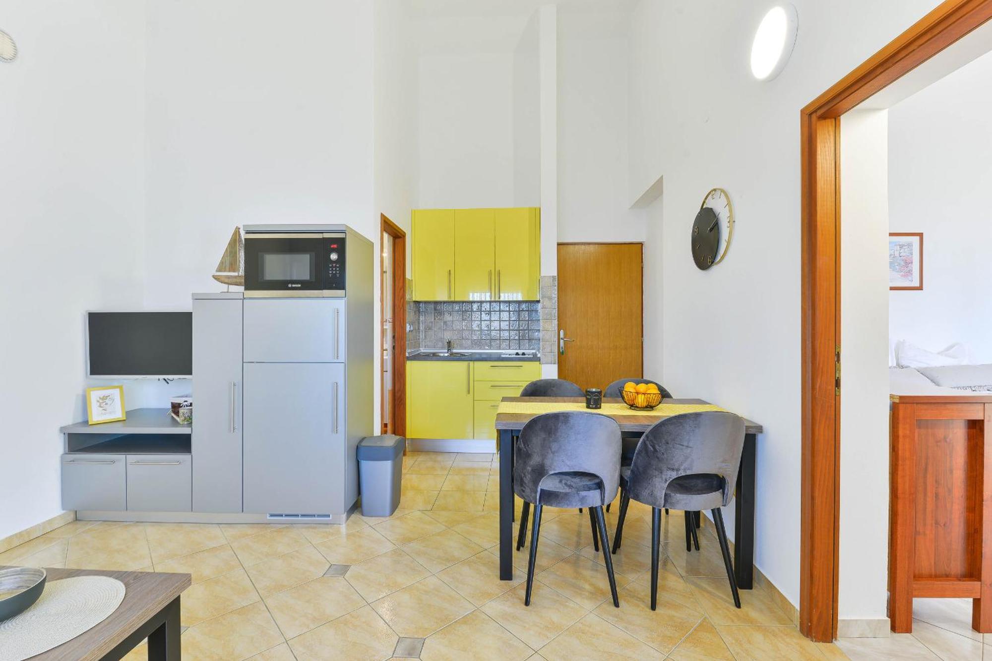 Apartment House Inga Vir Extérieur photo
