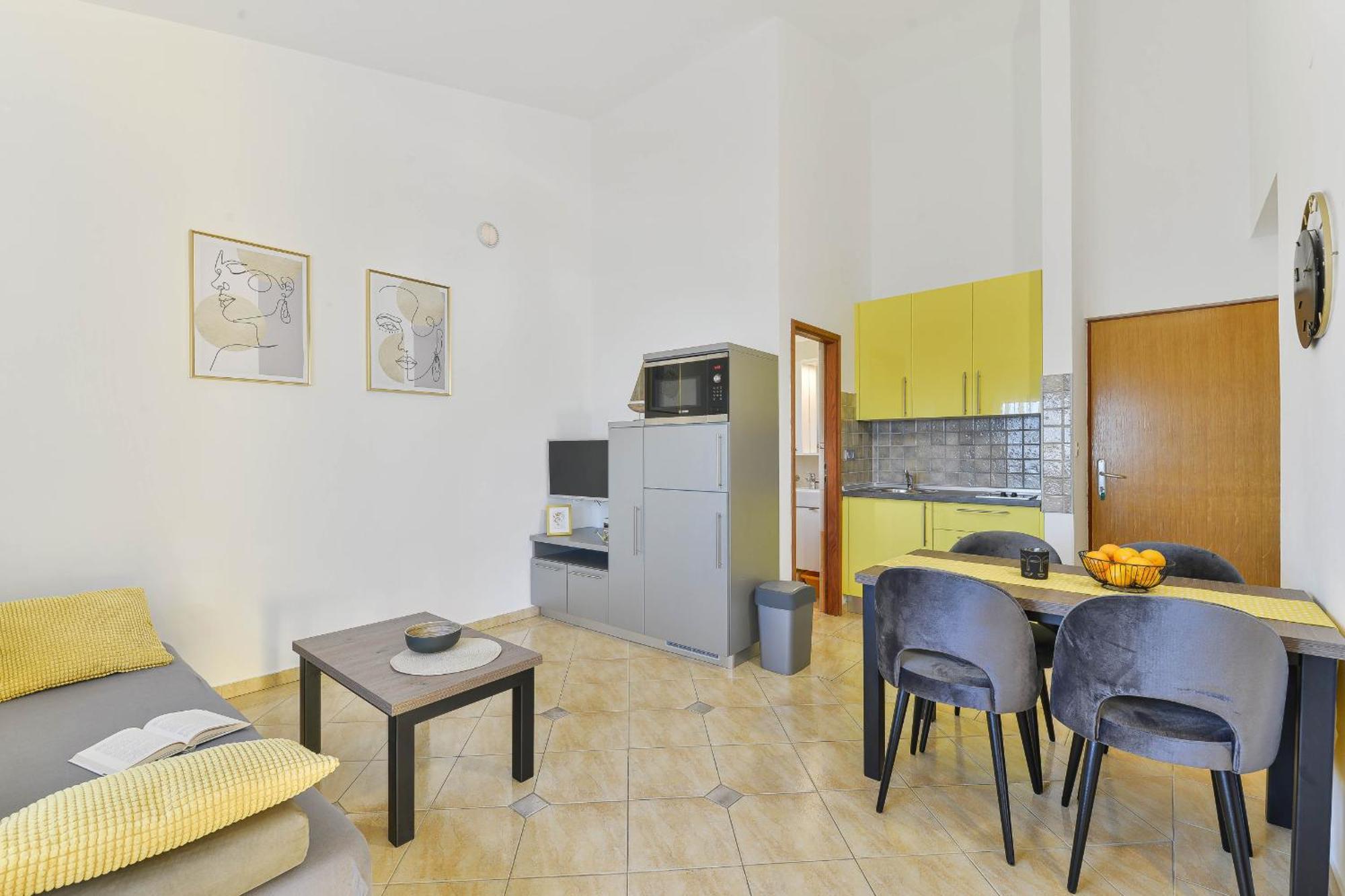 Apartment House Inga Vir Extérieur photo